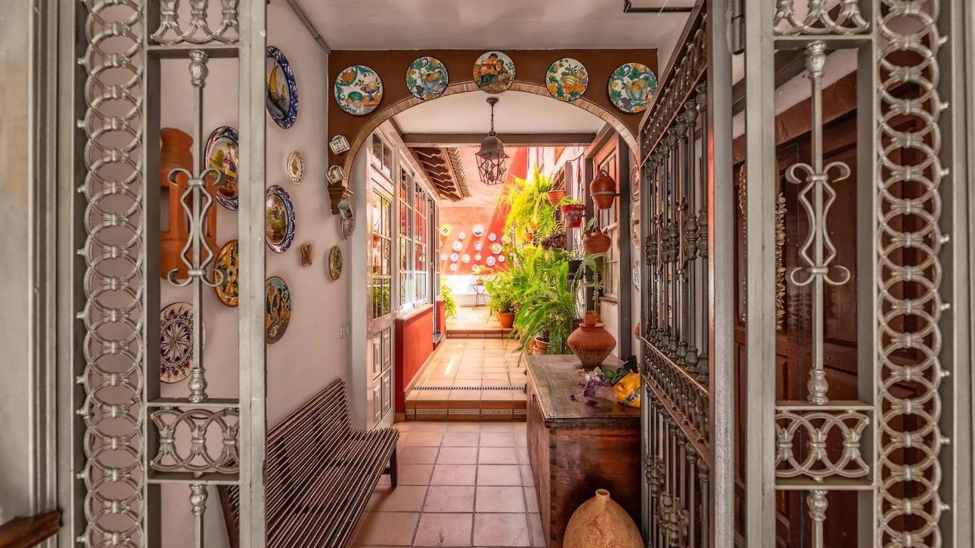 Casa Jurado Hostel El Paso