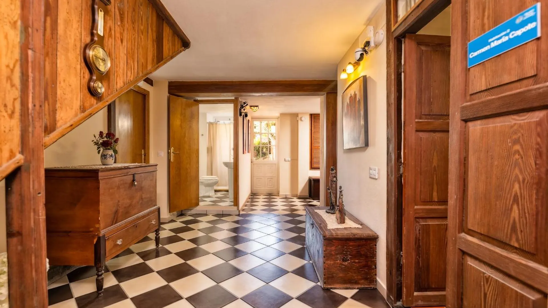 Casa Jurado Hostel El Paso